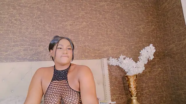 kaylie mitchel online show from October 15, 2025, 11:35 pm