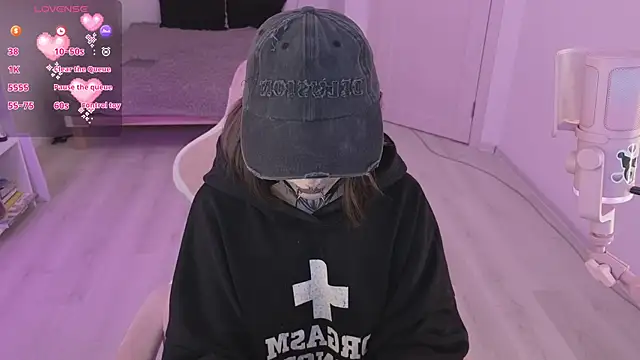 Nana stolass online show from April 2, 2026, 9:38 am