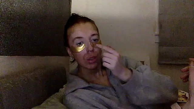 Snapshot of Bellababexox chatting on June 19, 2026, 2:50 am Bellababexox online show from June 19, 2026, 2:50 am