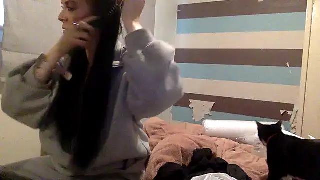 Snapshot of Bellababexox chatting on June 19, 2026, 2:56 pm Bellababexox online show from June 19, 2026, 2:56 pm