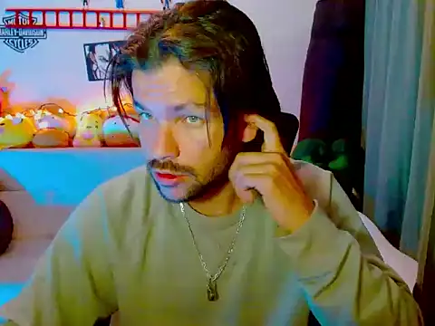 cortelioni massimo  online show from March 19, 2026, 12:32 am