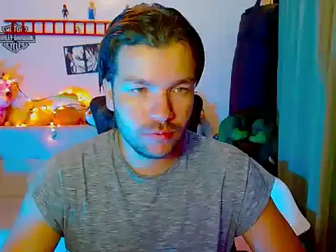 cortelioni massimo  online show from March 6, 2026, 11:33 pm