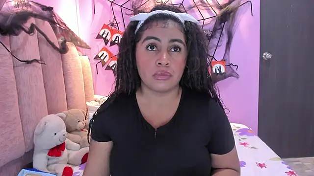 AndreaSweet2 online show from October 25, 2025, 8:09 pm