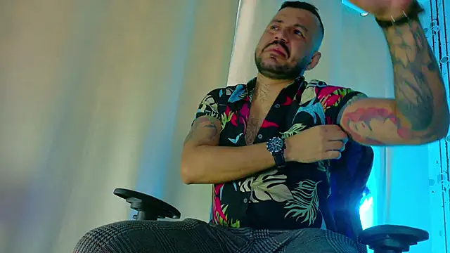 AlphaDrip online show from September 28, 2025, 12:12 pm