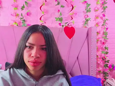 Snapshot of Nanis_James chatting on September 21, 2025, 3:11 am Nanis James online show from September 21, 2025, 3:11 am