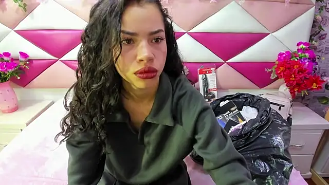 Snapshot of Nanis_James chatting on February 27, 2026, 2:45 am Nanis James online show from February 27, 2026, 2:45 am