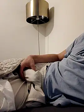 joette19cm online show from September 26, 2025, 9:43 pm