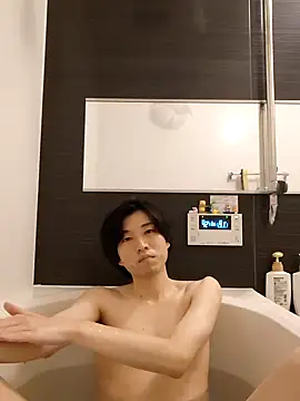 tanaka113 online show from May 2, 2026, 2:33 pm