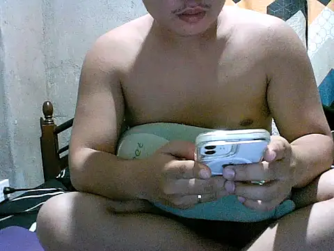 Snapshot of alhex_gay26 chatting on April 26, 2026, 2:14 pm alhex gay26 online show from April 26, 2026, 2:14 pm