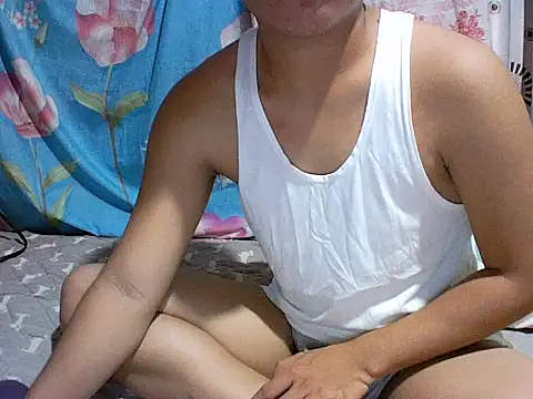 alhex gay26 online show from October 1, 2025, 2:21 pm