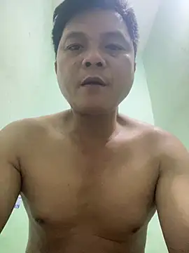 hotboy2x online show from June 10, 2026, 10:33 pm