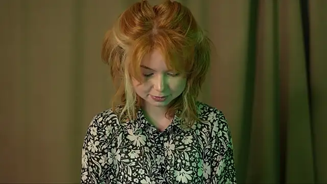 Stella Vanila online show from September 18, 2025, 1:19 am