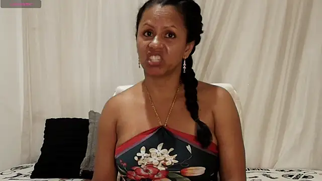 Catherine mature45 online show from June 24, 2026, 8:39 pm