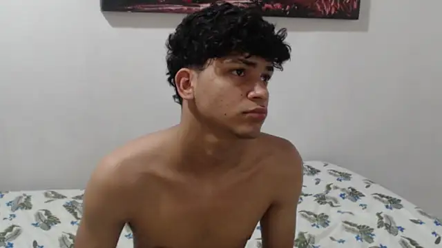 alice julls online show from September 29, 2025, 9:42 pm