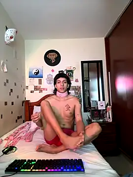 DannyPhantom555 online show from September 9, 2025, 9:24 pm