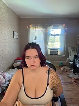 goddesskass online show from September 30, 2025, 4:13 pm