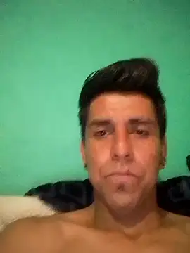 Snapshot of TragicAirplane168 chatting on February 1, 2026, 8:07 pm TragicAirplane168 online show from February 1, 2026, 8:07 pm