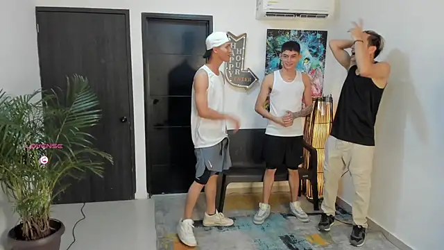 Playhardsex  online show from September 24, 2025, 11:21 pm