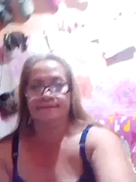 vickyhot1966 online show from June 29, 2026, 1:44 pm