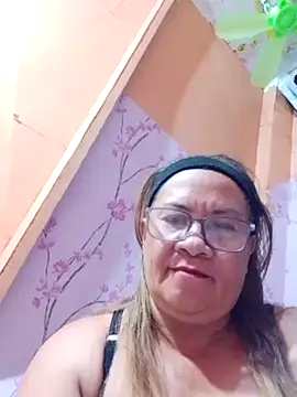 vickyhot1966 online show from August 1, 2026, 3:10 pm