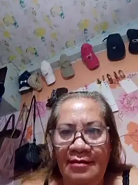 vickyhot1966 online show from July 28, 2026, 9:47 pm