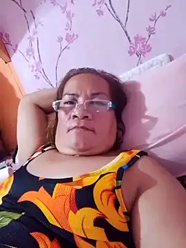 vickyhot1966 online show from March 9, 2026, 1:47 pm