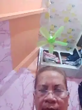 vickyhot1966 online show from February 8, 2026, 5:16 am