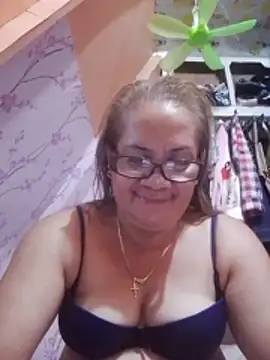 vickyhot1966 online show from June 19, 2026, 9:20 pm