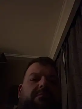 jerrebaker online show from October 20, 2025, 4:03 am