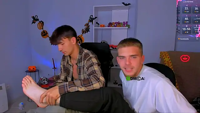 Snapshot of aron_black_ chatting on October 18, 2025, 8:22 pm aron black online show from October 18, 2025, 8:22 pm