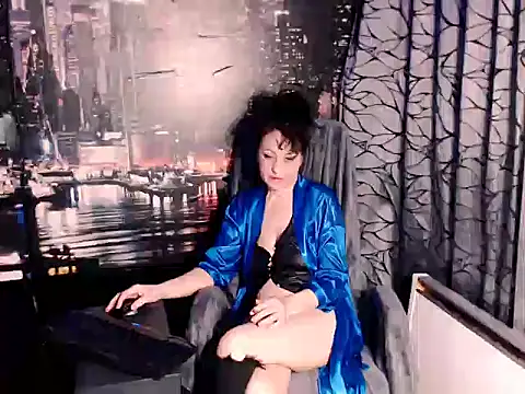 AMOURSWEET2025 online show from November 29, 2025, 4:18 pm