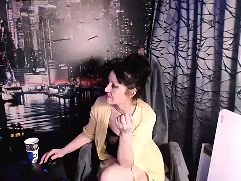 AMOURSWEET2025 online show from January 14, 2026, 8:12 pm