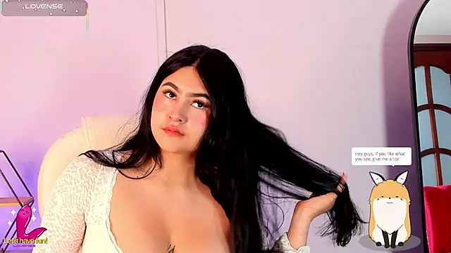 Emma  clark  online show from October 27, 2025, 12:17 pm