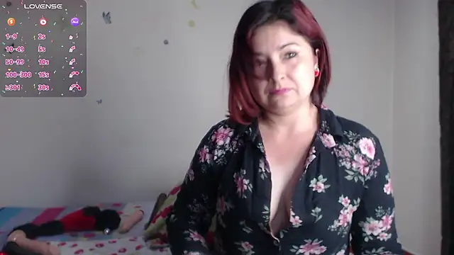 Snapshot of evangeline_lover chatting on March 5, 2026, 12:13 pm evangeline lover online show from March 5, 2026, 12:13 pm