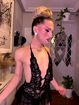 lacattiva online show from September 19, 2025, 5:39 pm