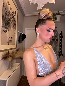 lacattiva online show from October 8, 2025, 8:20 pm