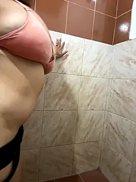 Snapshot of Tugatitacal chatting on December 4, 2025, 11:15 pm Tugatitacal online show from December 4, 2025, 11:15 pm