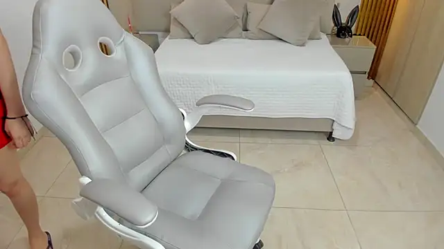 Keisha jalal online show from November 4, 2025, 7:28 pm