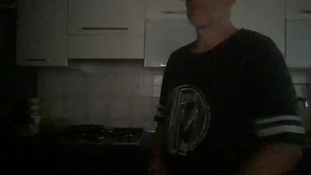 Axl hot online show from June 24, 2026, 4:27 pm