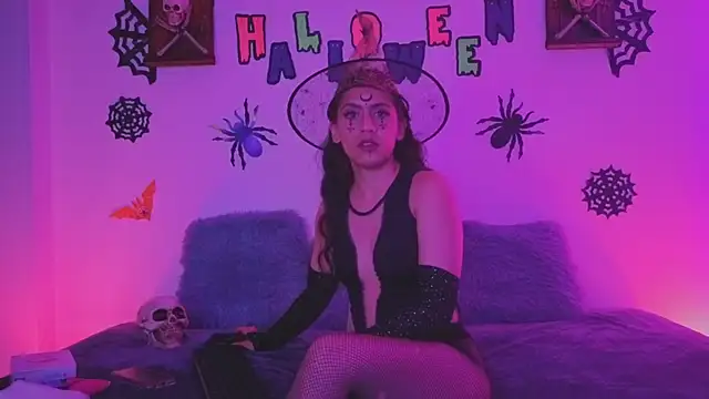 Lolarosesxs online show from October 23, 2025, 4:22 am