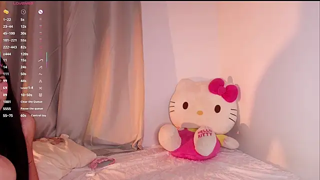 Snapshot of dulceangel__ chatting on February 18, 2026, 3:37 am dulceangel online show from February 18, 2026, 3:37 am