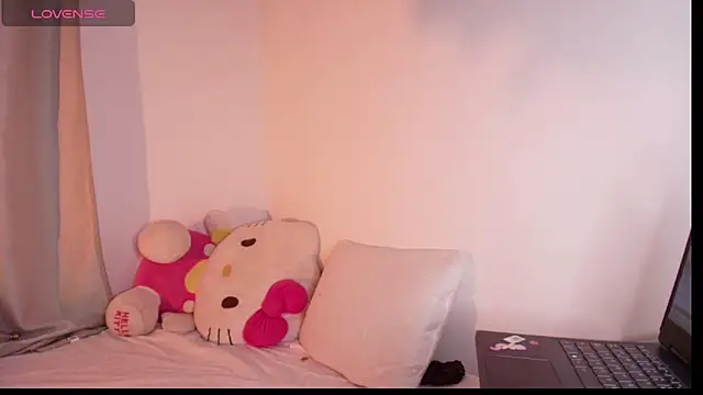 Snapshot of dulceangel__ chatting on March 19, 2026, 2:22 am dulceangel online show from March 19, 2026, 2:22 am