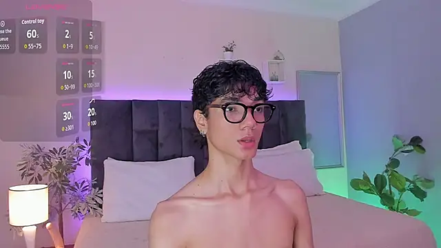 Phillicious   online show from December 22, 2025, 9:59 pm