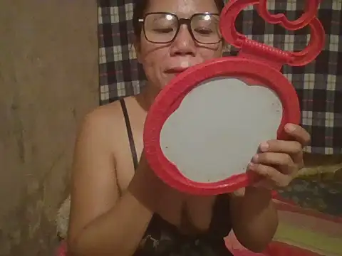 sexymorenal18 online show from June 17, 2026, 11:31 am