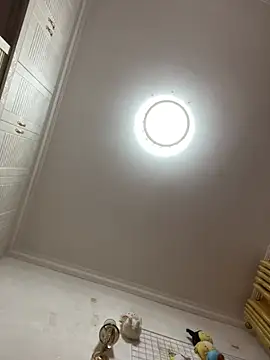 sisi-maiden online show from February 19, 2026, 1:41 pm