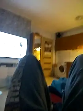 Dawidwi493  online show from October 2, 2025, 1:20 am