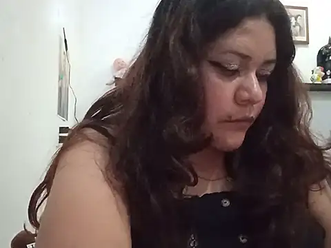 Kitty WetXxX online show from July 17, 2026, 2:09 am