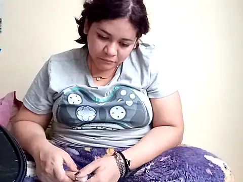 Kitty WetXxX online show from September 13, 2025, 10:10 pm