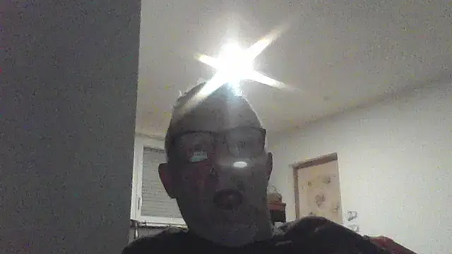 Snapshot of davv28 chatting on September 12, 2025, 2:34 am davv28 online show from September 12, 2025, 2:34 am