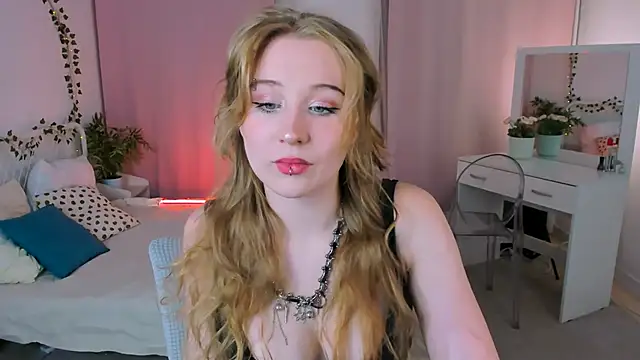 Astra mluse online show from September 25, 2025, 9:32 pm